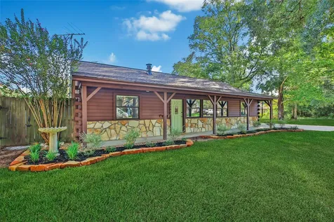26563 Lazy Lane Magnolia TX 77355