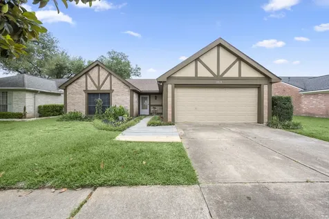19523 Glenway Falls Drive Katy TX 77449