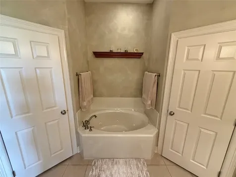 1448 S Bluebonnet Lane Angleton TX 77515