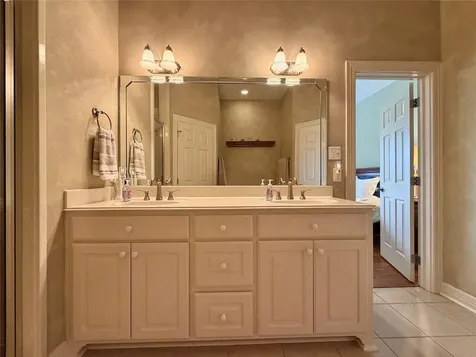 1448 S Bluebonnet Lane Angleton TX 77515