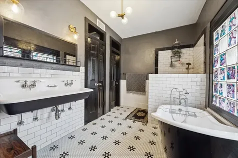2302 Wentworth Street Houston TX 77004