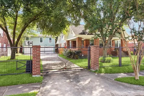 2302 Wentworth Street Houston TX 77004