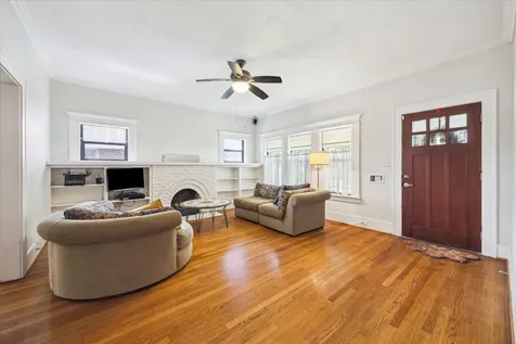 2302 Wentworth Street Houston TX 77004