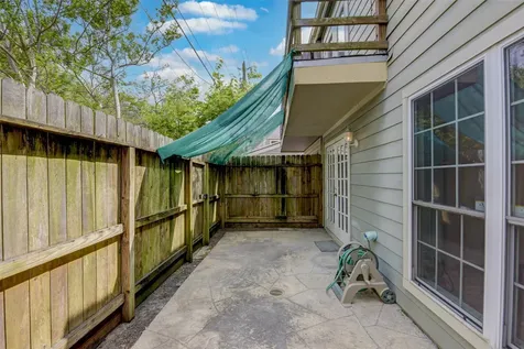 928 W Main Street Houston TX 77006