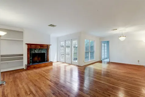 928 W Main Street Houston TX 77006