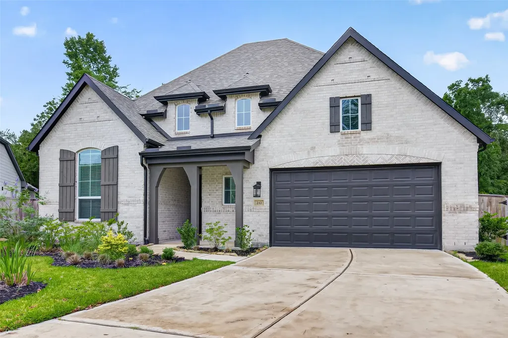 212 Milas Cove Montgomery TX 77316