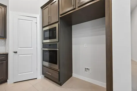 212 Milas Cove Montgomery TX 77316
