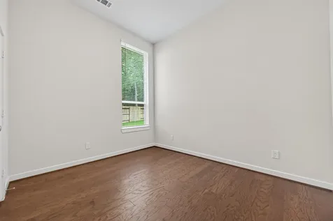 212 Milas Cove Montgomery TX 77316