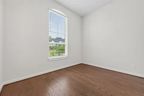 212 Milas Cove Montgomery TX 77316
