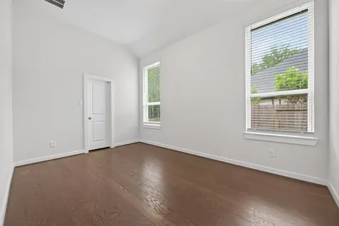 212 Milas Cove Montgomery TX 77316