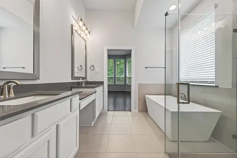 212 Milas Cove Montgomery TX 77316