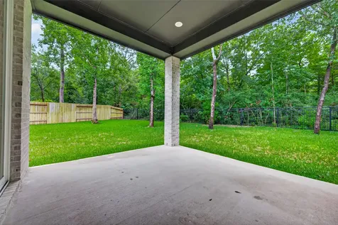 212 Milas Cove Montgomery TX 77316