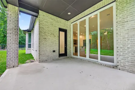 212 Milas Cove Montgomery TX 77316