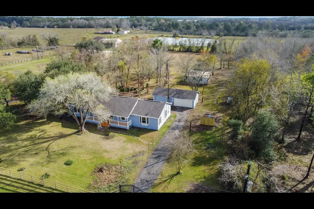 4004 Gatewood Road Crosby TX 77532