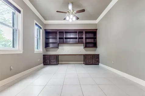 927 Nicholson Street Houston TX 77008