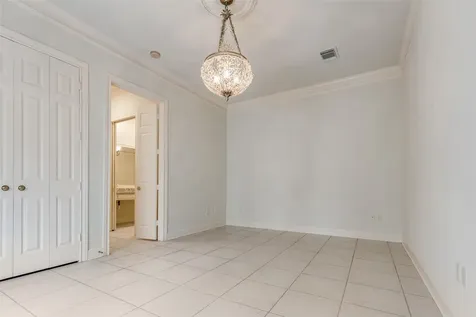927 Nicholson Street Houston TX 77008