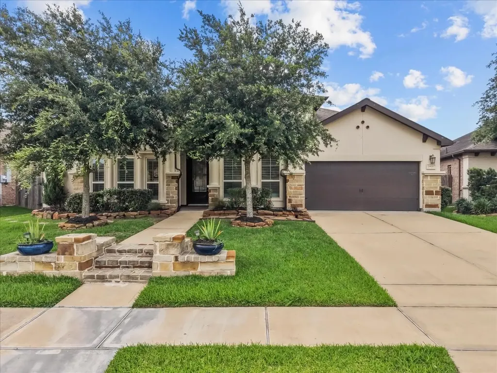 2420 Sky Harbor Lane Friendswood TX 77546