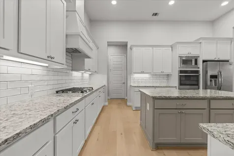 2420 Sky Harbor Lane Friendswood TX 77546