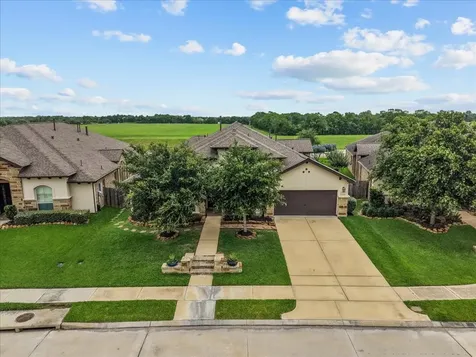 2420 Sky Harbor Lane Friendswood TX 77546