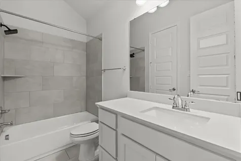 2420 Sky Harbor Lane Friendswood TX 77546