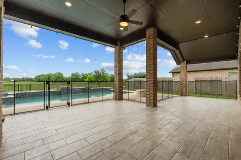 2420 Sky Harbor Lane Friendswood TX 77546
