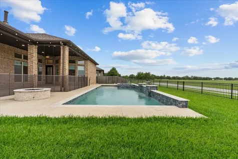 2420 Sky Harbor Lane Friendswood TX 77546