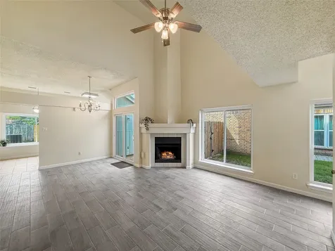 13635 Repa Lane Houston TX 77014