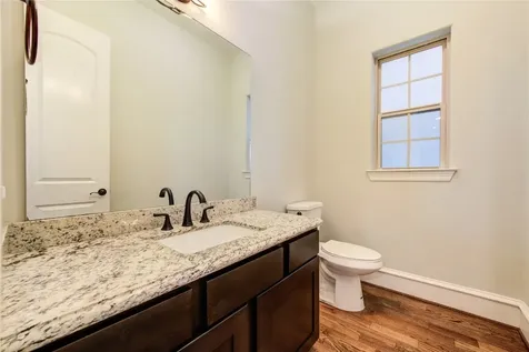 5226 Kiam Street 1015 Houston TX 77007