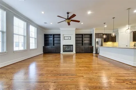 5226 Kiam Street 1015 Houston TX 77007