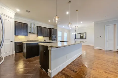5226 Kiam Street 1015 Houston TX 77007