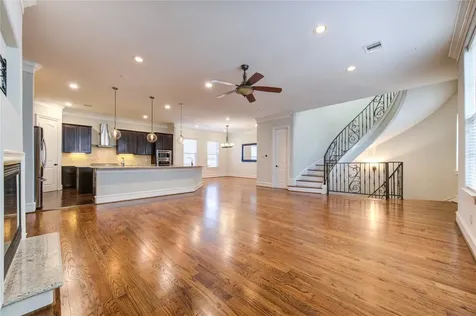 5226 Kiam Street 1015 Houston TX 77007