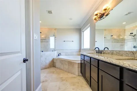 5226 Kiam Street 1015 Houston TX 77007