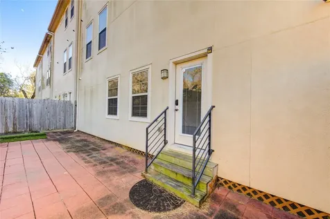 5226 Kiam Street 1015 Houston TX 77007