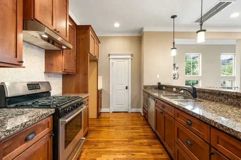 229 Knox Street Houston TX 77007