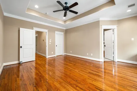 229 Knox Street Houston TX 77007