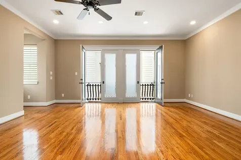 229 Knox Street Houston TX 77007