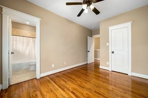 229 Knox Street Houston TX 77007