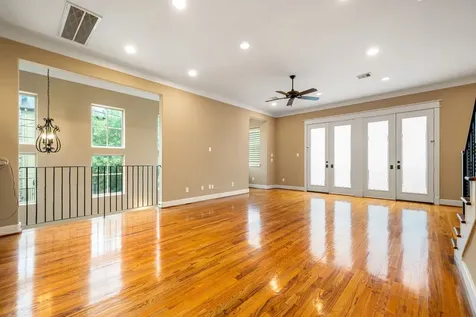 229 Knox Street Houston TX 77007