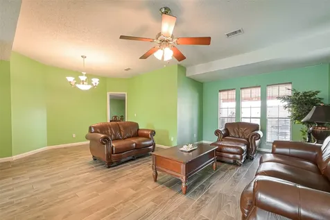 18118 Glenledi Drive Houston TX 77084
