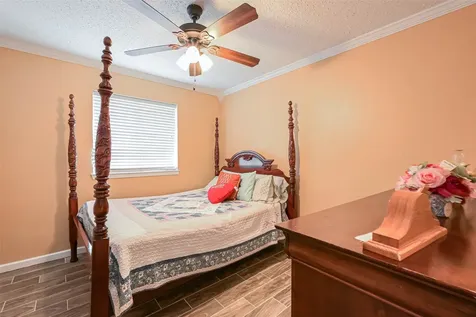 18118 Glenledi Drive Houston TX 77084