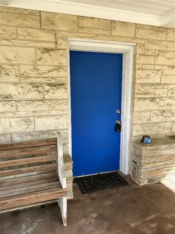 2002 Avenue O Huntsville TX 77340