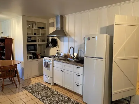 2002 Avenue O Huntsville TX 77340