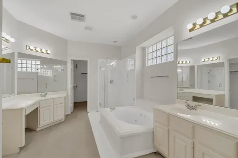9423 Walnut Brook Court Houston TX 77040