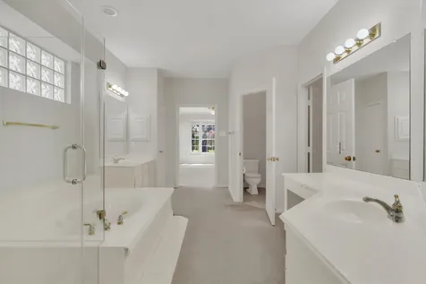 9423 Walnut Brook Court Houston TX 77040