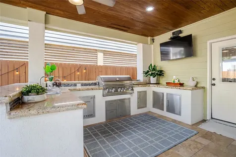 1201 Hall Avenue Seabrook TX 77586