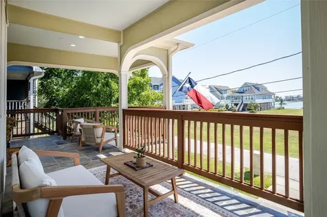 1201 Hall Avenue Seabrook TX 77586