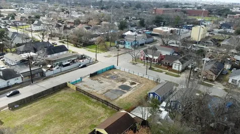 1503 Quitman Street Houston TX 77009