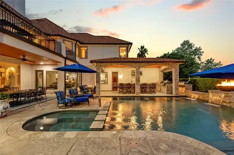 1810 Watercastle Court Houston TX 77077