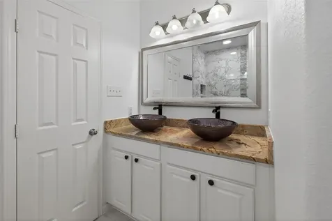 1314 Glenwood Canyon Lane Houston TX 77077