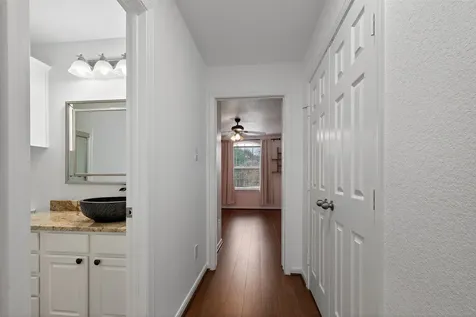 1314 Glenwood Canyon Lane Houston TX 77077